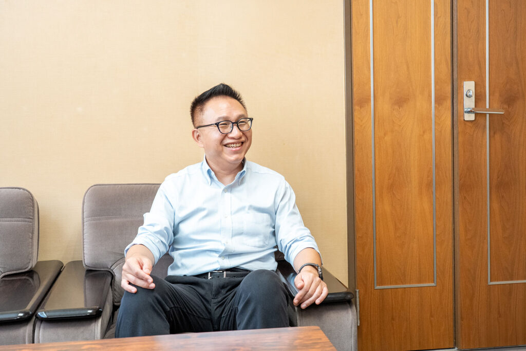 藤井社長バナー05